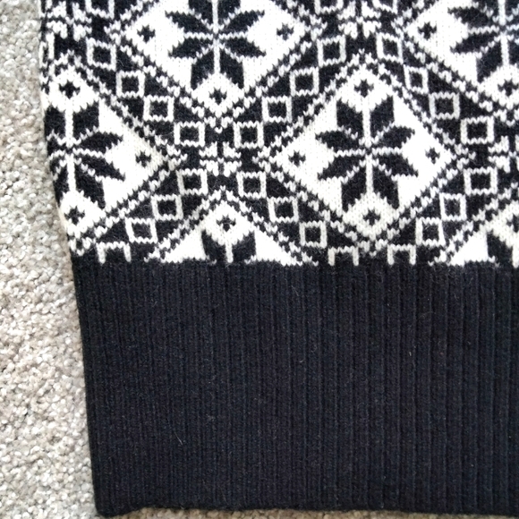 NWT M Brooks Brothers Wool V-Neck Nordic Alpine Black and White Sweater NEW - Picture 8 of 11